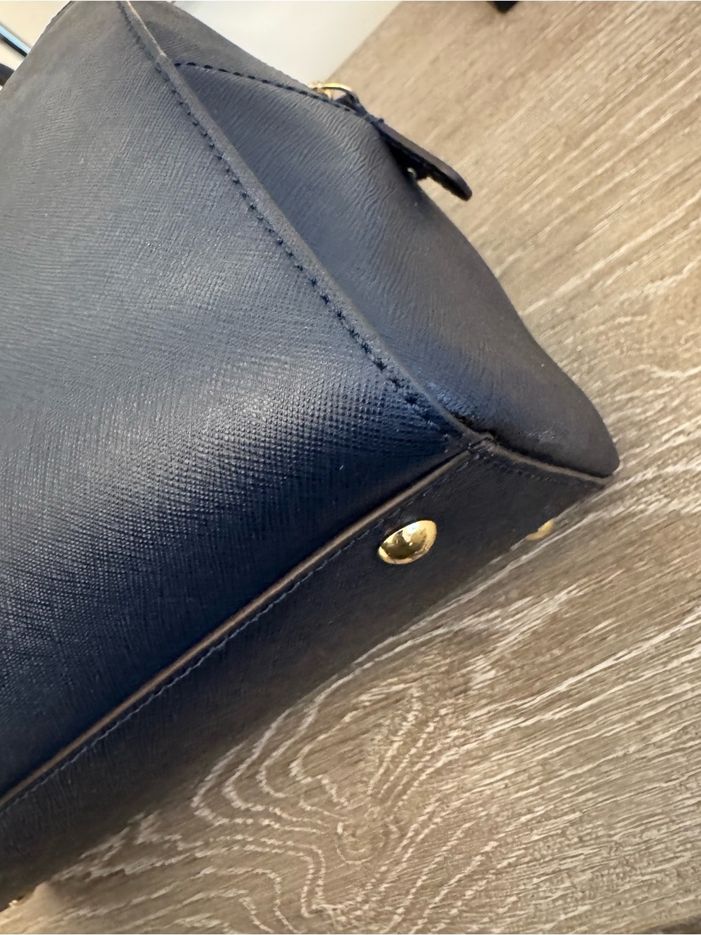 Michael Kors Navy Saffiano Dome Satchel with Gold Hardware. - Picture 11 of 12